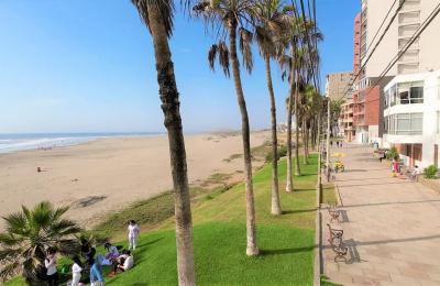 ALQUILER DE LINDA CASA DE 3 PISOS EN PIMENTEL